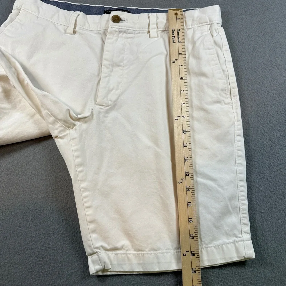 Banana Republic Mens City Short 15 White Cotton Chino Shorts 33 438488-02